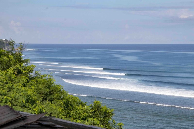 Best Beginner surf spots in Bali. Where to learn to surf in Bali with Swell  Bingin