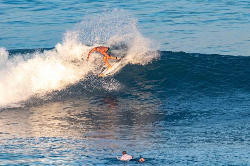 Intermediate surf guiding at Uluwatu • Bali Surf Report