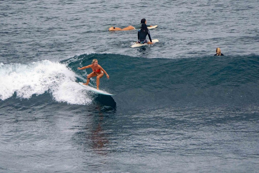 Intermediate surf guiding at Uluwatu • Bali Surf Report